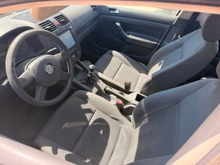 Volkswagen Golf 2004