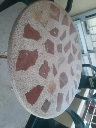 Mesa redonda de mármol para terraza