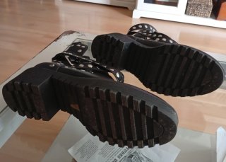 Botas góticas mujer talla 41 tachuelas