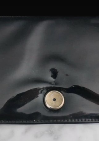 Pochette media dimensione in vernice