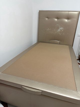 Canapé y cabezal polipiel beige