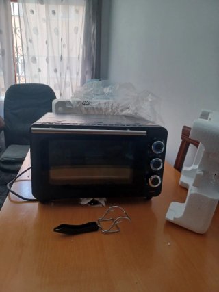 Mini horno y asador Quigg