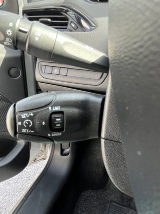 Peugeot 208 2013