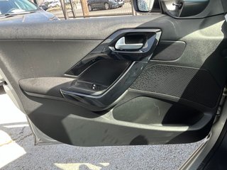 Peugeot 208 2013