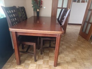 Mesa comedor extensible madera + 4 sillas