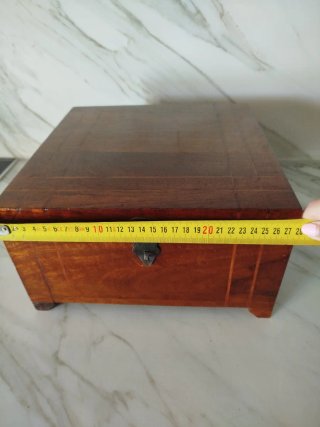 Cofre de madera teca