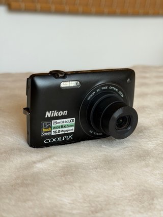 Nikon Coolpix S4200 Camara Digital Negra