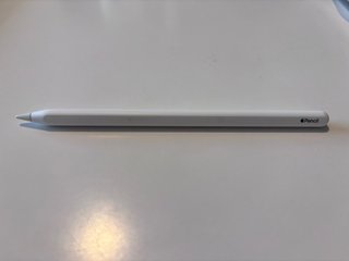 Ipad Pro 11 Wifi + Cell, Pencil y funda teclado.