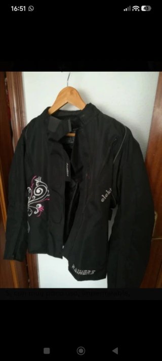 Cazadora de moto RAINERS negra y rosa