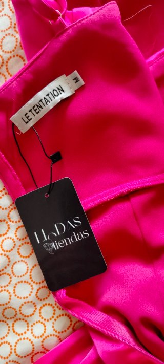 Vestido de fiesta rosa satinado