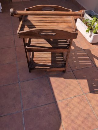 Carrito de madera teca exterior con plato amovible
