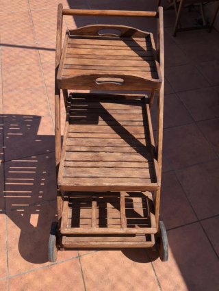 Carrito de madera teca exterior con plato amovible