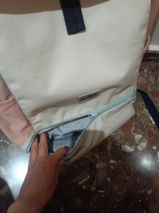 Mochila Johnny Urban Beige y Rosa