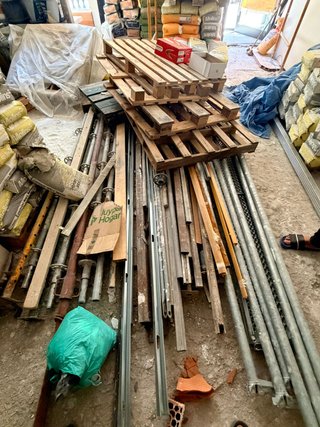 Lote Andamios y Herramientas Obra