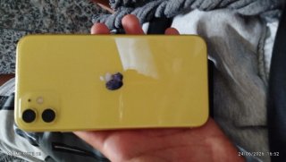iPhone 11 Giallo