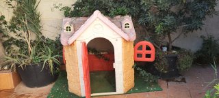 Casita infantil exterior de plástico