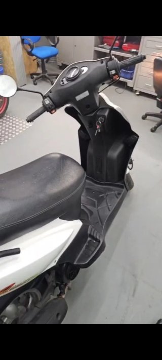 Kymco Agility 125 Scooter Blanco