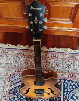 Guitarra Ibanez AF-55
