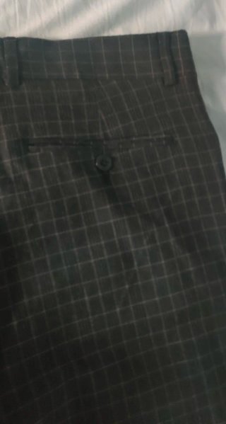 Pantalón Guess Cuadros Gris Oscuro