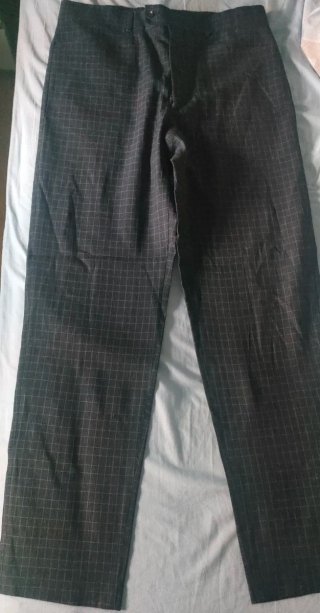 Pantalón Guess Cuadros Gris Oscuro
