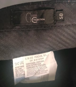 Pantalón Guess Cuadros Gris Oscuro
