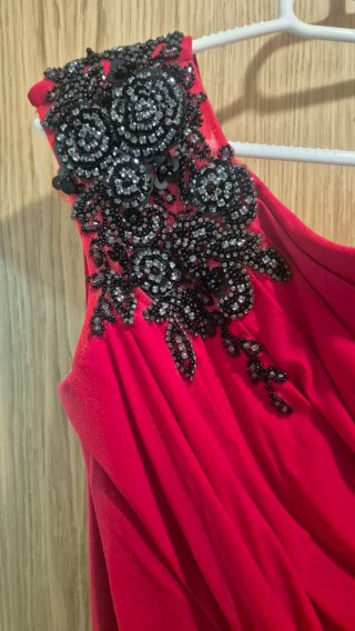 Vestido rojo espectacular talla 38