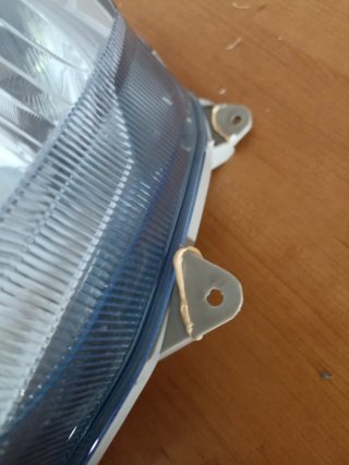 Optica delantera faro Suzuki Burgman UH125 UH200