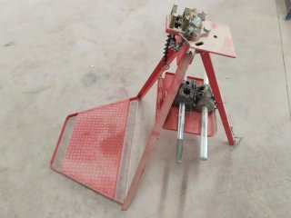 Banco de trabajo plegable rojo