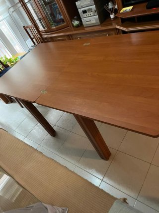 Mesa de comedor madera 1m x 1m