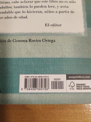 El niño con el pijama de rayas