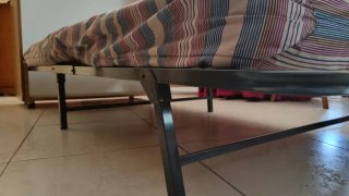 Mueble cama 90cm con ruedas.