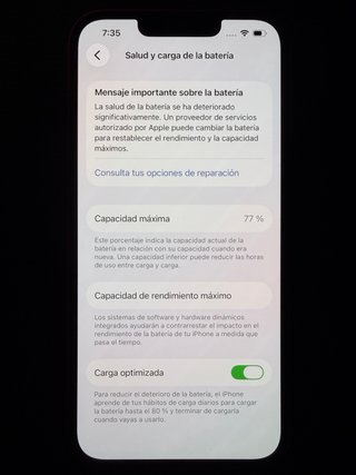 iPhone 13 128GB Product RED