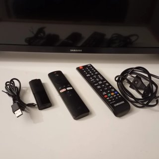 Samsung 32" TV + Fire Stick = Smart'TV
