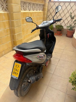 Yamaha Jog R Scooter 49cc