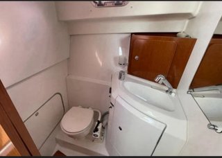 Barco beneteau antares 8