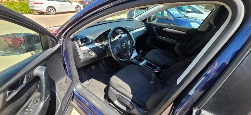 Volkswagen Passat 1.6 TDI Advance BMT 2013, foto 21