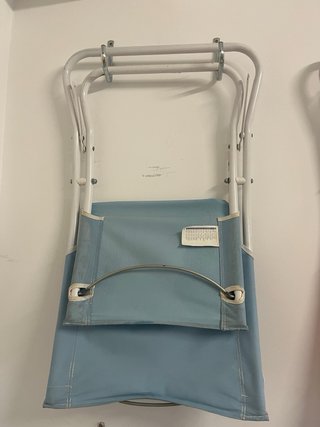 Sillas playeras plegables (azul y naranja)