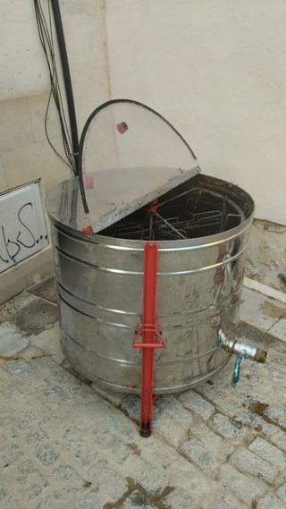 Extractor miel 6 cuadros reversible