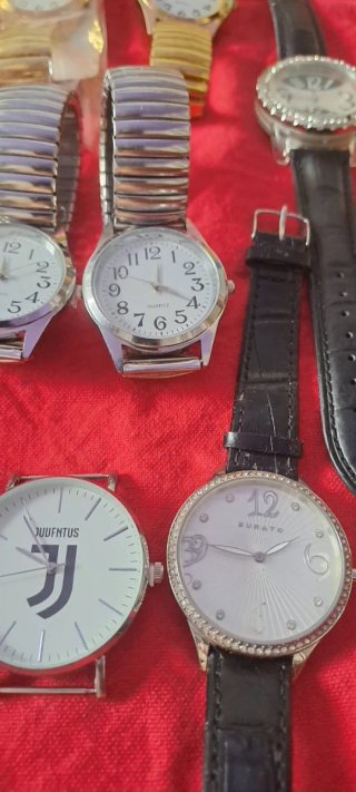 Lotto 18 orologi misti