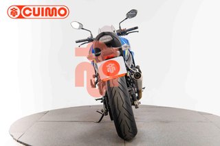 SUZUKI GSX S 750