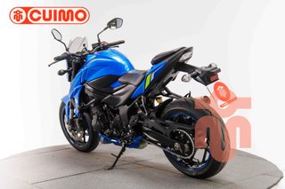 SUZUKI GSX S 750