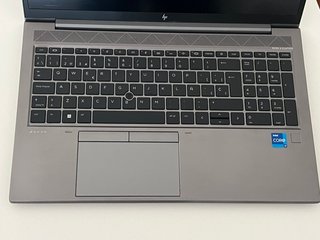 HP ZBook Firefly 15,6 i7 16GB 512GB NVIDIA