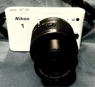 Cámara Nikon 1 J2 + Accesorios