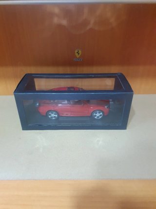 BMW X4 Paragon  scala da 1/18