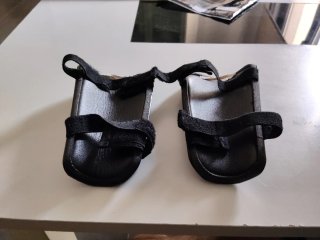 Guantes de portero niño Kipsta y espinilleras