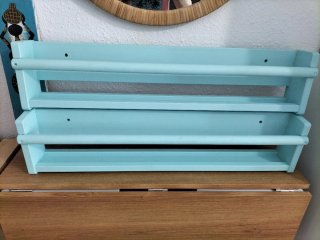 Set de 2 estanterías de madera turquesa (5€una)