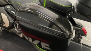 Kawasaki Vulcan S Negra