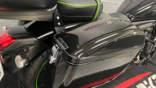 Kawasaki Vulcan S Negra