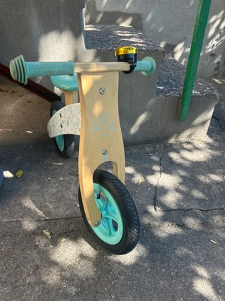 Bici de madera para niños