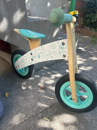 Bici de madera para niños